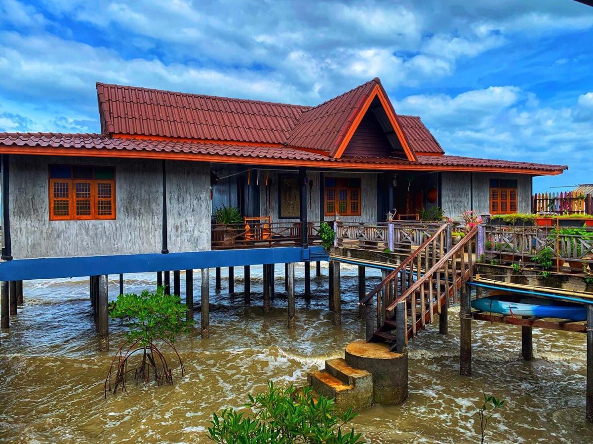 Mangrove House Lanta Old Town Hotel Ko Lanta Kültér fotó