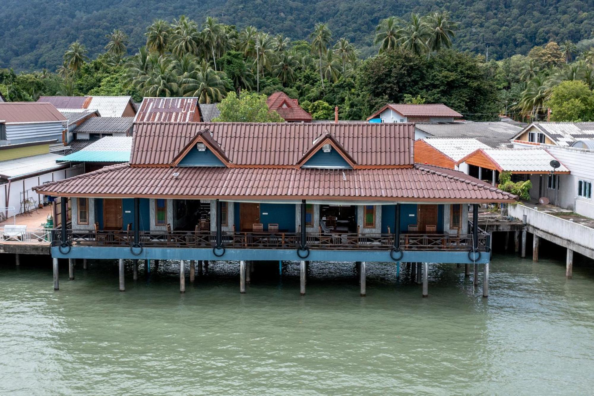 Mangrove House Lanta Old Town Hotel Ko Lanta Kültér fotó