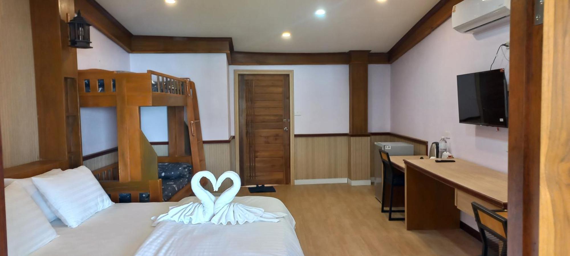Mangrove House Lanta Old Town Hotel Ko Lanta Kültér fotó