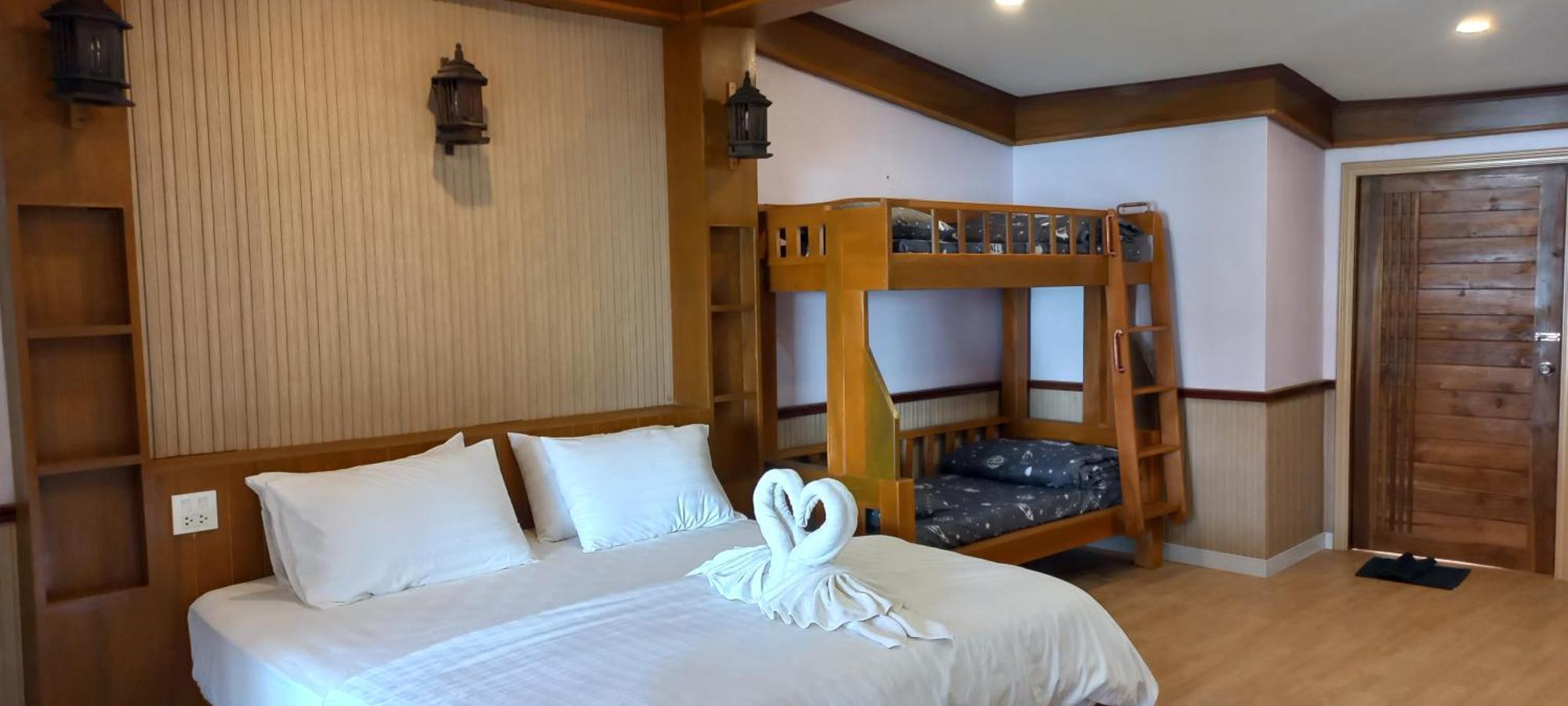 Mangrove House Lanta Old Town Hotel Ko Lanta Kültér fotó
